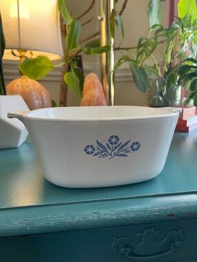 Vintage Corning Ware Blue Cornflower 2.5 Qt Casserole Dish - No Lid